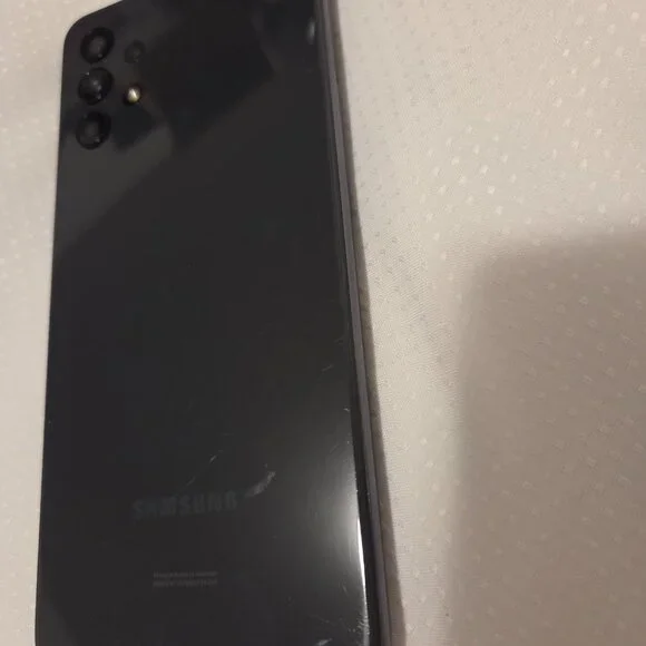 Samsung Galaxy A32 5G Phone